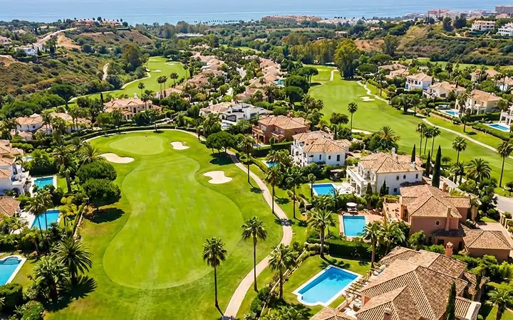 Private transfer from Málaga Airport to Guadalmina